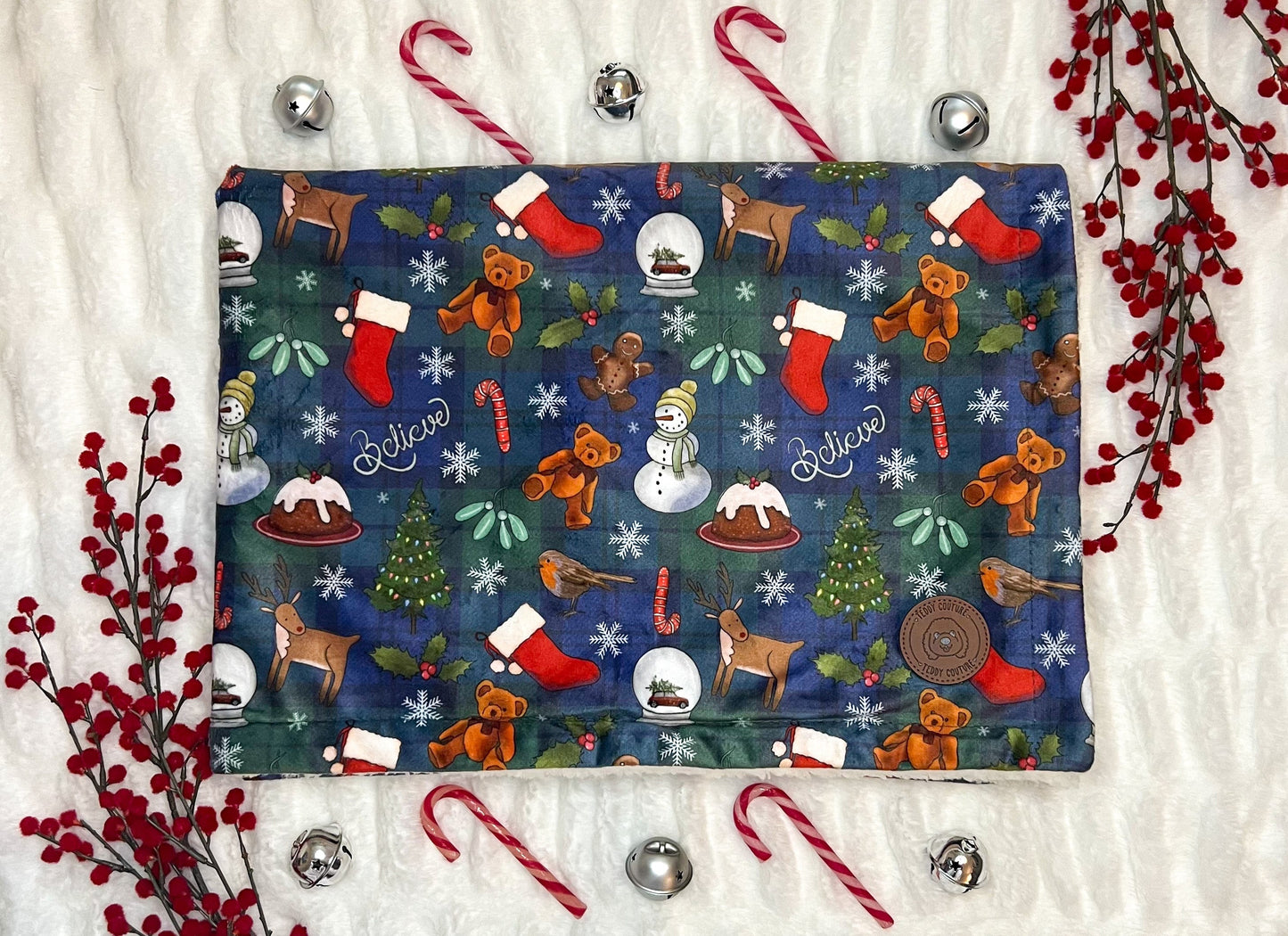 Merry Woofmas Blanket